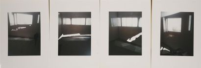 null TUYMANS Luc (1958) (attribué à)
"Fenêtres "
Photographies, série de 13 tirages...