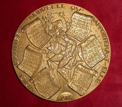 Médaille par Tschudin R. (1916-1998). Voiçi...