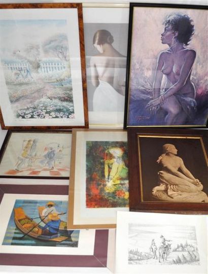 null Ensemble de sept reproductions et gravures. 
Modèles divers. 
Divers formats....