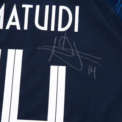 null Nike - Blaise MATUIDI

Maillot de football porté et dédicacé par Blaise Matuidi
"...