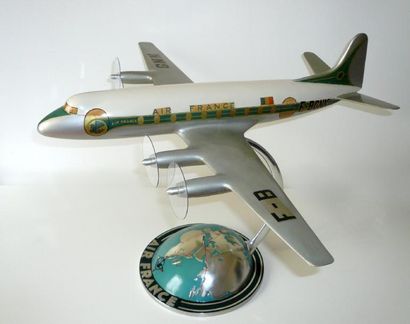 null Maquette d'agence Viscount Air France. Grand modèle au 1/50e décorant les agences...