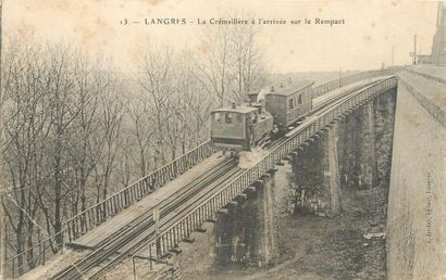 null 121 CARTES POSTALES GARES, TRAINS, TRAMWAYS & FUNICULAIRES : Tous départements...