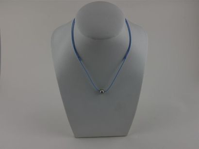 null PERLE de TAHITI
Collier cordon bleu à noeuds coulissants
Diam. perle : 9 mm
Long....