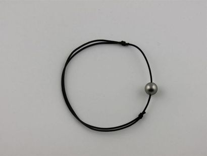 PERLE de TAHITI Bracelet avec cordon noir...