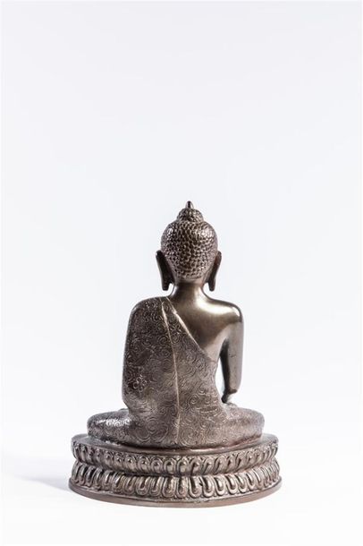 null CHINE XXème siècle
Boddhisattva en méditation en bronze à patine brune assis...