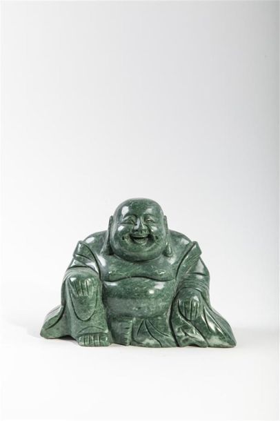 null CHINE XXème siècle
Bouddha en marbre vert
H : 15 cm
