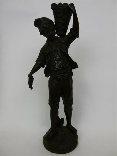  OMERT Georges (1895-1925) Le vendangeur Sujet en bronze à patine brune Signé sur...