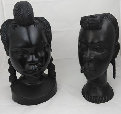 Sénégal Deux têtes portrait coiffure ethnique...