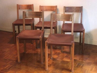 null CHAPO Pierre ( 1927-1987)
Suite de cinq chaises modèle S24, structure en bois...