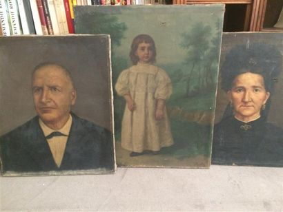 null ECOLE (XXème siècle)
"trois portraits de famille"
Huile sur toile.
