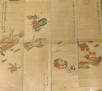 CHINE - Début XXe siècle Quatre peintures en hauteur à l'encre et couleur sur papier,...
