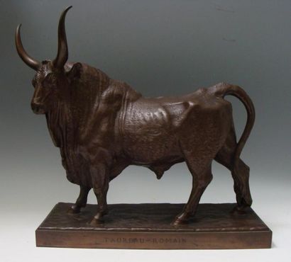 Jean-Baptiste CLESINGER (1814-1883) Le taureau romain. Epreuve en bronze. Signé sur...