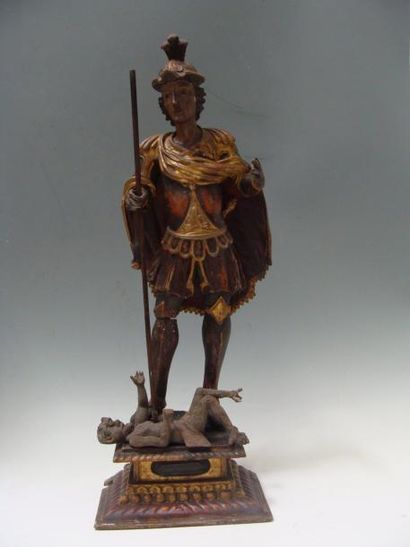 null STATUETTE en bois tendre sculpté, polychrome et doré, représentant Saint-Georges...