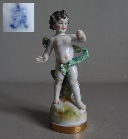 null Manufacture de LUDWIGSBURG ( ?) - Allemagne

Statuette de Putto en porcelaine...