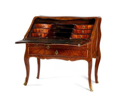 Secrétaire de pente Slope secretary in rosewood and violet wood (all sides) with...
