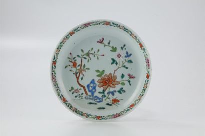 COMPAGNIE DES INDES COMPAGNIE DES INDES
Porcelain soup plate with decoration enamelled...