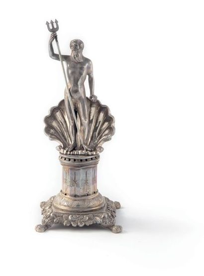 Porte cure-dents Silver toothpick holder representing Neptune on a column, lined...
