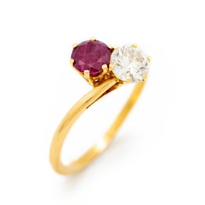 Bague Yellow gold ring decorated with a You and Me ruby and diamond ring weighing...