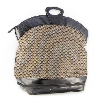 Maison GOYARD - Vintage Maison GOYARD - Vintage
Grande Grande Semi-rigid suitcase...