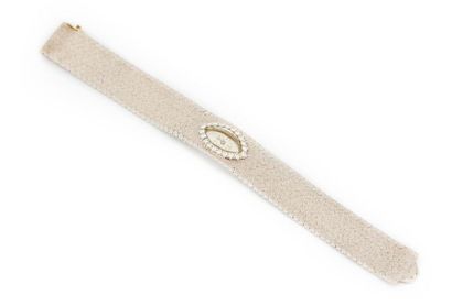 Montre bracelet ruban White gold ribbon bracelet watch, diamond dial adorned with...