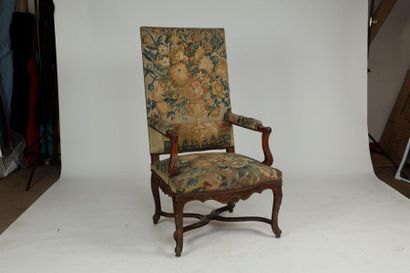 FAUTEUIL Large armchair with flat back, base in natural wood carved with foliage...