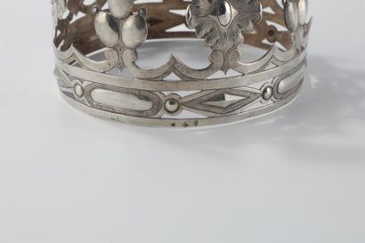 COURONNE Openwork silver crown probably intended for a statue
Unidentified stamp
France,...