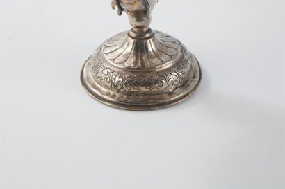 Navette à encens Silver incense shuttle. The round base is extended by a rod carrying...