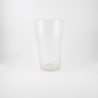 BIOT BIOT
Vase en verre transparent bullé
H.: 41 cm