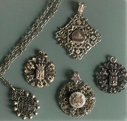 Set of Regional Souvenir medals in metal...