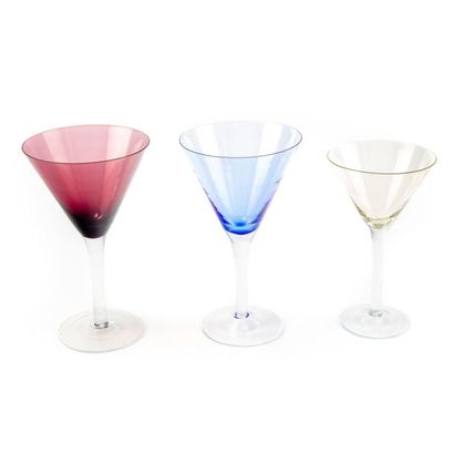 null Set of translucent
coloured glass cups Egrenures