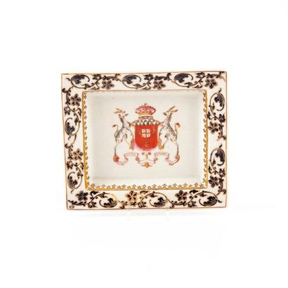 null Porcelain vacuum pouch with polychrome painted coat of arms and frieze of foliage
L:...