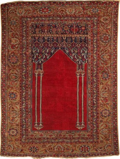 null Très ancien tapis Turc de prière Ghiordès XVIIIème
Mihrab à double colonnettes...