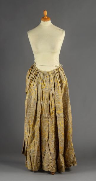 null Jupon d'une robe à la française, époque Louis XV, jupon plissé sur la taille...