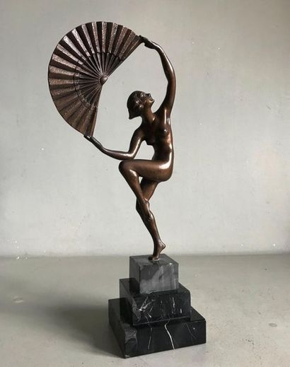 null After Marcel-André BOURAINE (1886-1948)
Danseuse nue à l'éventail Bronze
sculpture...