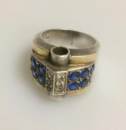 null Tank ring set with rows of blue and white stones. Circa 1940/50
Gross weight...