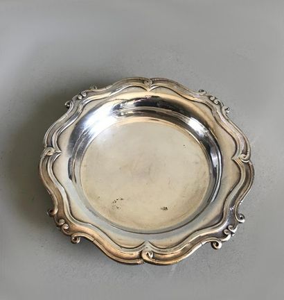 null Metal coaster with moving edge. Louis XV style