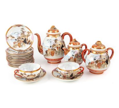 null JAPAN - SATSUMA
Japanese porcelain tea set, 
including 6 cups, teapot, sugar...