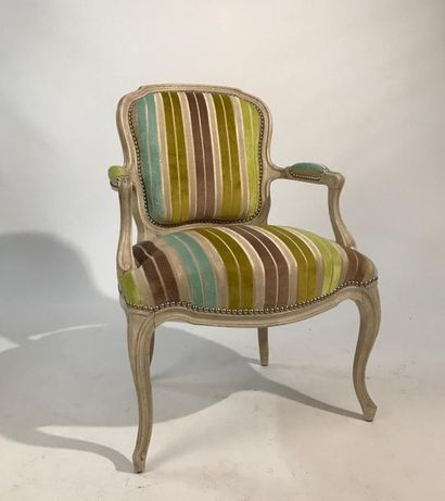 null Louis XV style convertible armchair in grey
lacquered wood Striped upholstery...