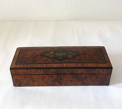 null Glove or jewelry box in burrwood, rosewood and blackened wood veneer with net...