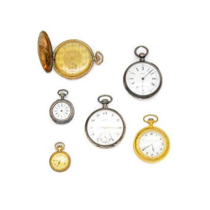 null A set of five gusset watches in gold-plated metal.