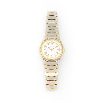 SEIKO SEIKO
Watch in steel and gold plated metal. Steel bracelet