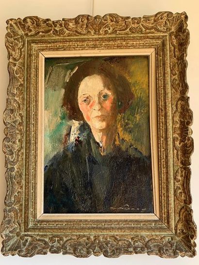 CHESNAY Jean Claude Chesnay (1946-)
Portrait de femme
Huile sur toile 
Signé en bas...