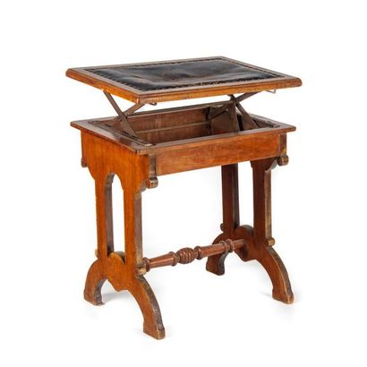  Petite table d'architecte en bois de placage. XIXe
