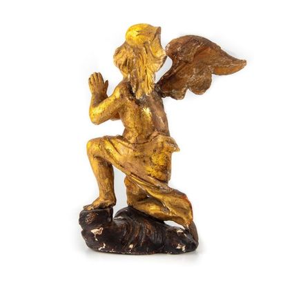 null Sculpture en bois doré représentant un Ange agenouillé 
Epoque XVIIIe
H. : 20...