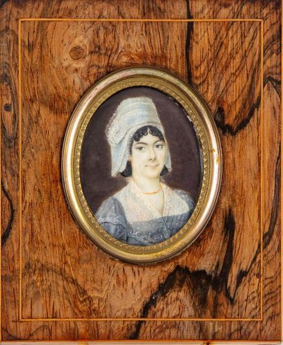 null ECOLE FRANCAISE du XIXe
Portrait de femme à la coiffe de dentelle
Miniature...