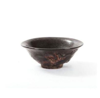 null JAPAN - Epoque MEIJI (1868 - 1912) Black enamelled stoneware
bowl the outside...