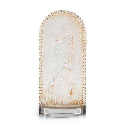null LALIQUE - France
Statuette of Virgin and Child in moulded transparent crystal...