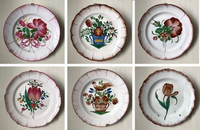 null LES ISLETTES or LUNEVILLE Set
of six popular earthenware plates decorated with...