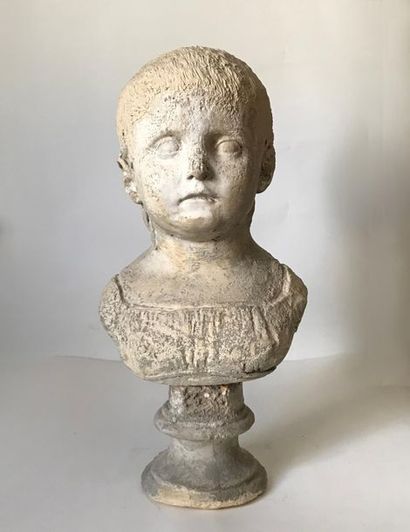 null Buste d'enfant sur piédouche en plâtre dans le style AntIque
H. 41 cm