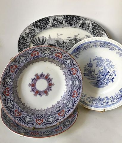 Set of plates and dish in fine English or...